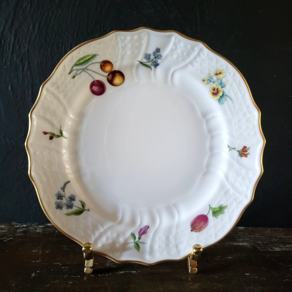 Vintage Hutschenreuther Summer Garden Bread and Butter Plate